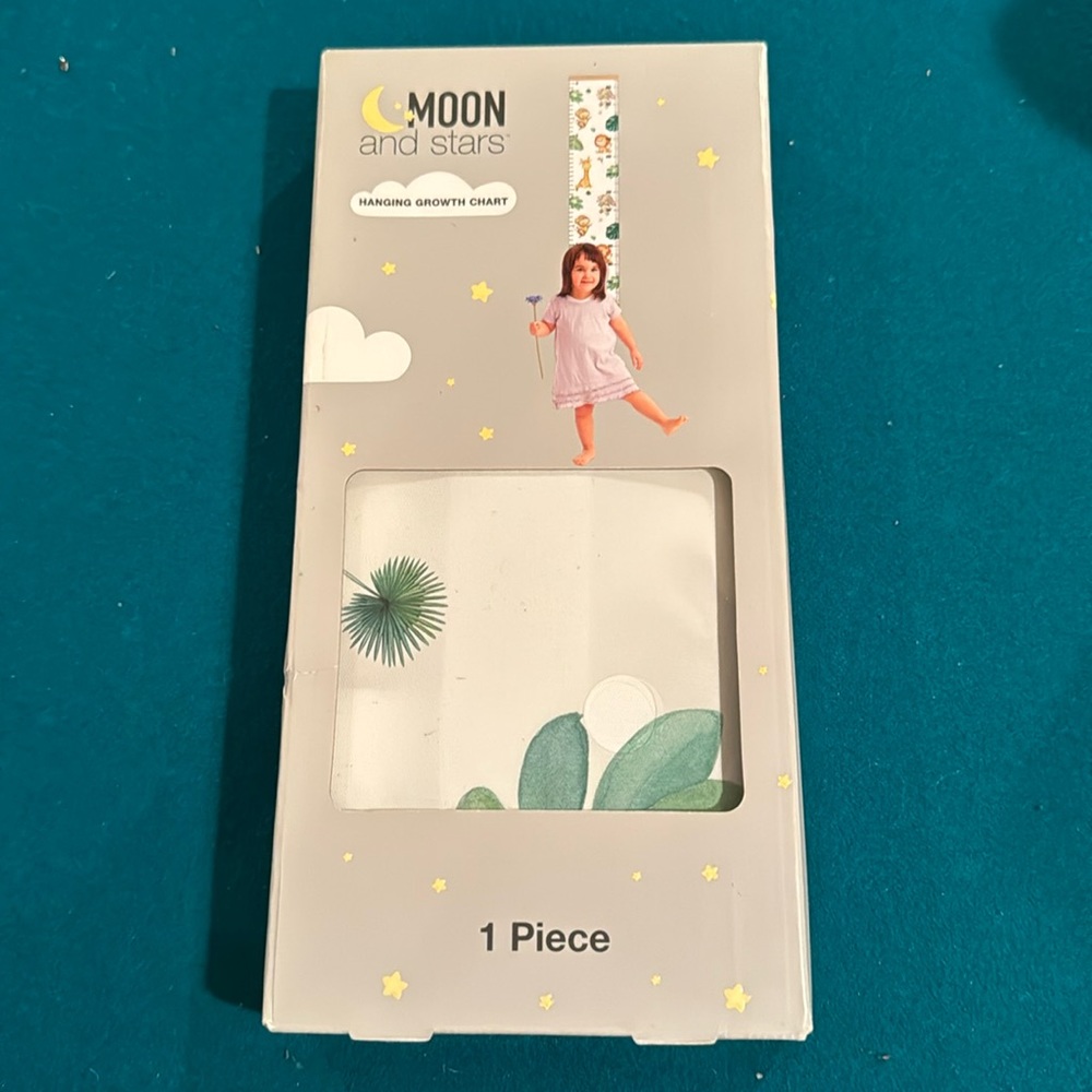 Hanging growth chart